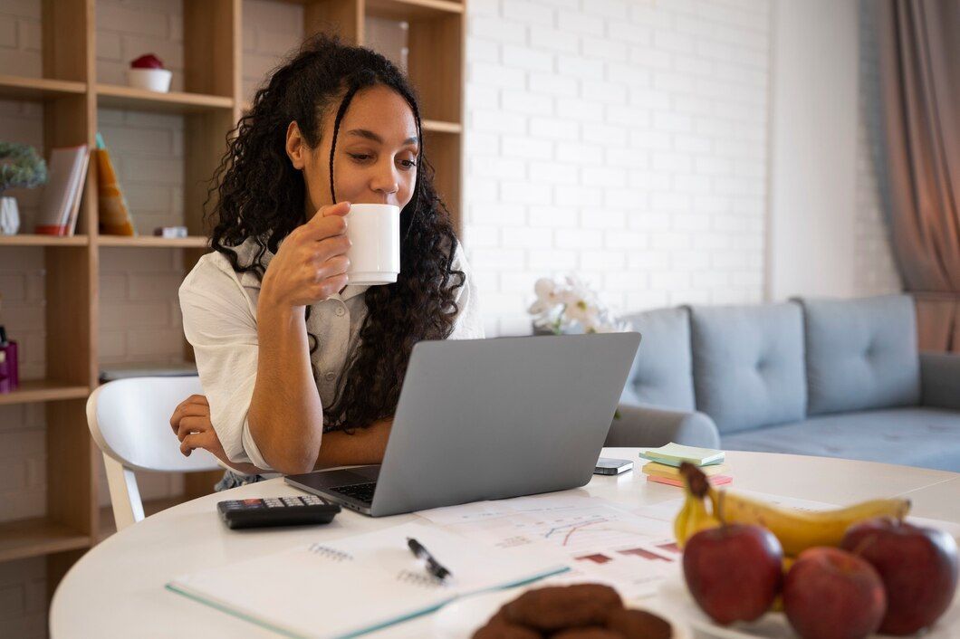 Starting a Business from Home: Your Guide to Turning Dreams into Dollars